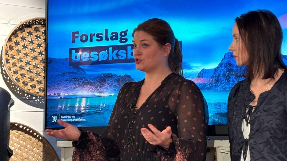 Regjeringen åpner for turistskatt - NHO er ikke fornøyd