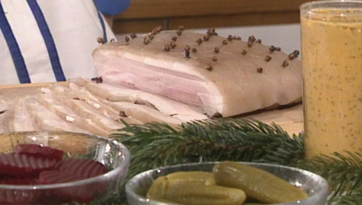 Sylteflesk Med Appelsin Og Nellik