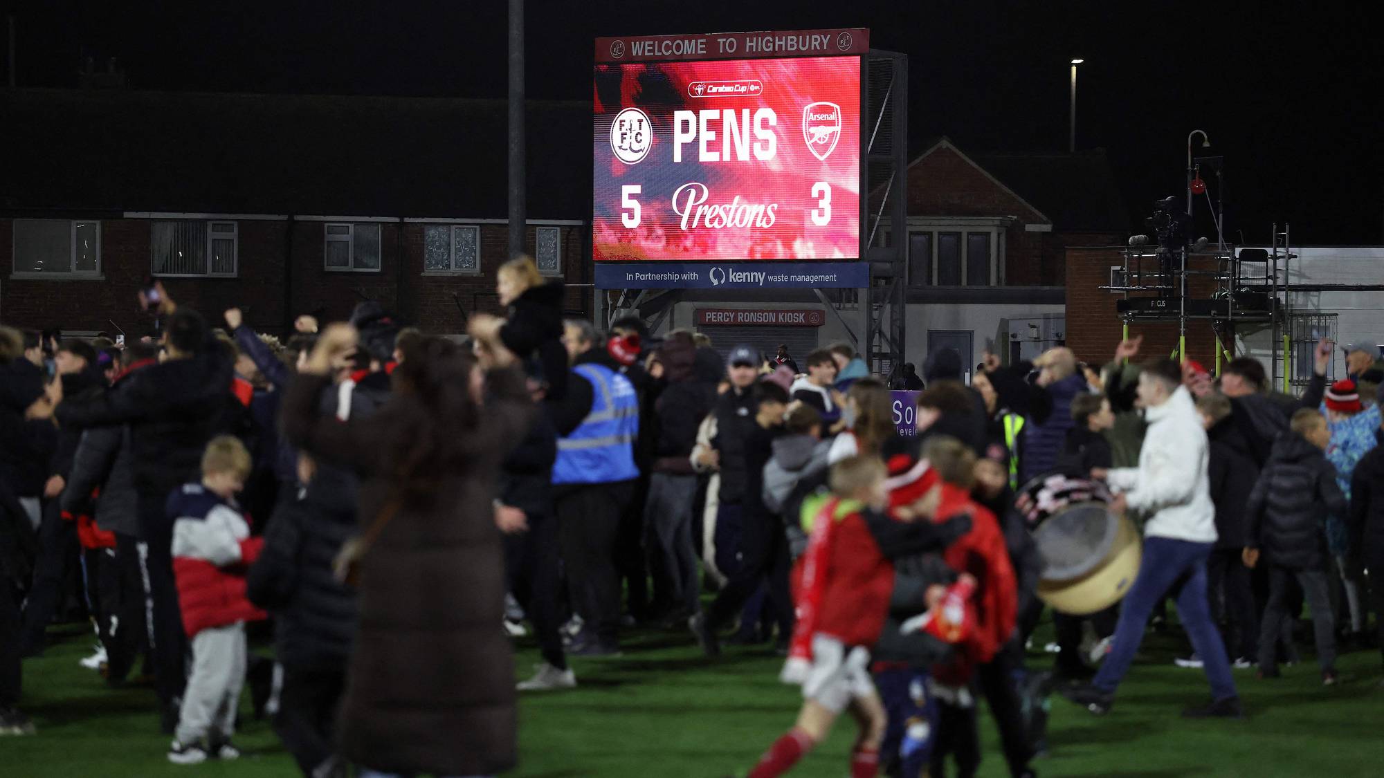 Fleetwood fans