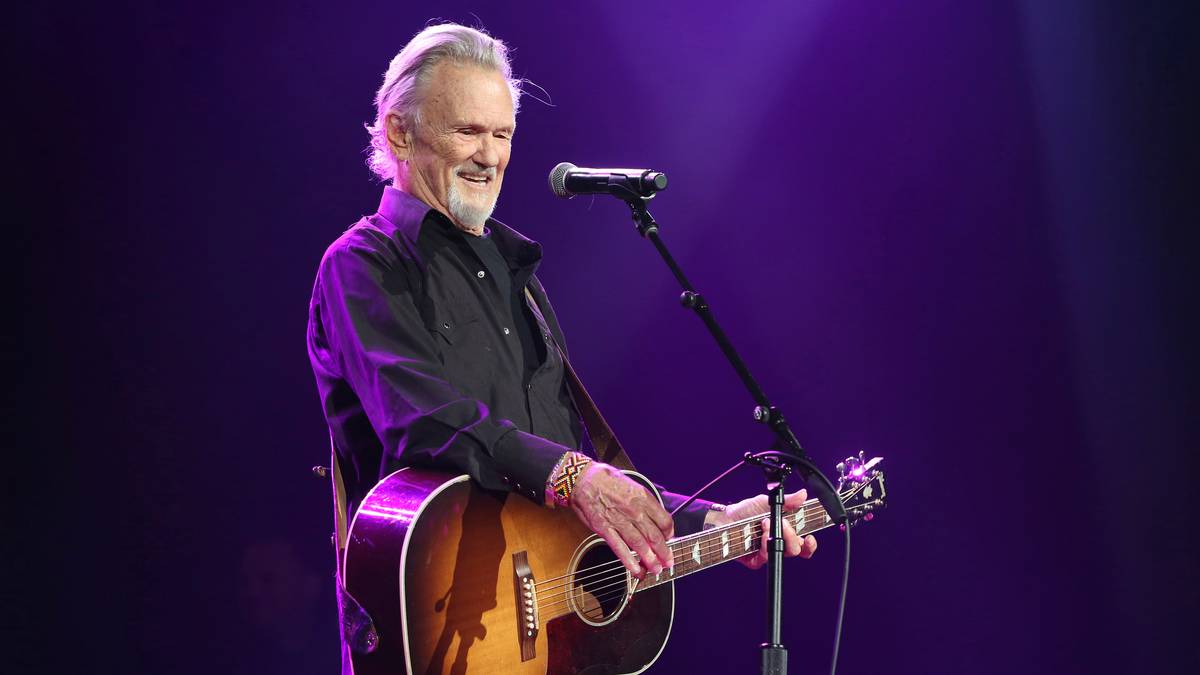 Countryartisten Kris Kristofferson (88) er død NRK Urix