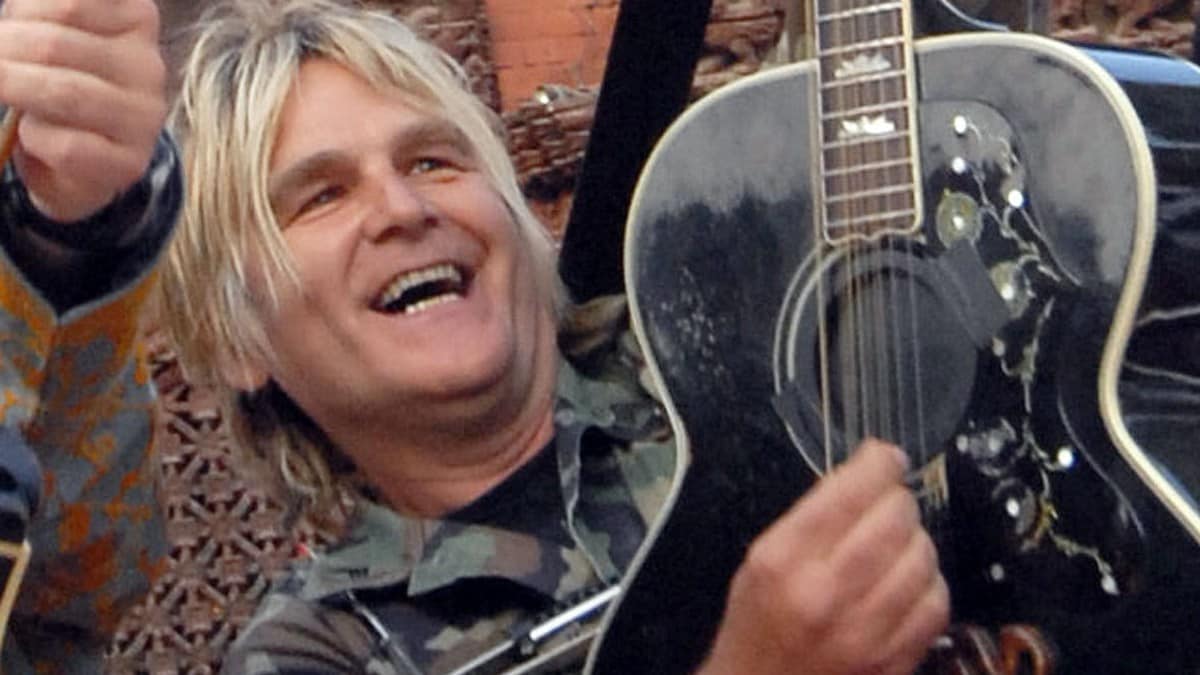 Mike Peters er død