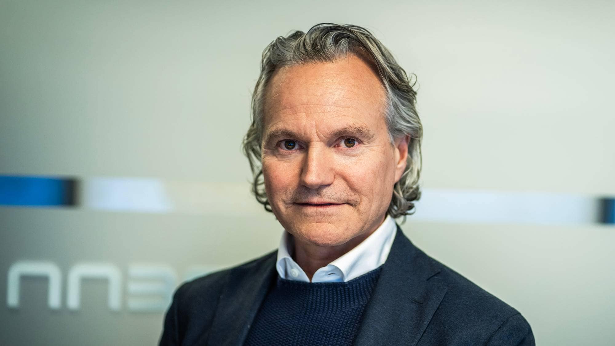 Styreleder i Narvik-VM Eirik Frantzen poserer for kamera. 