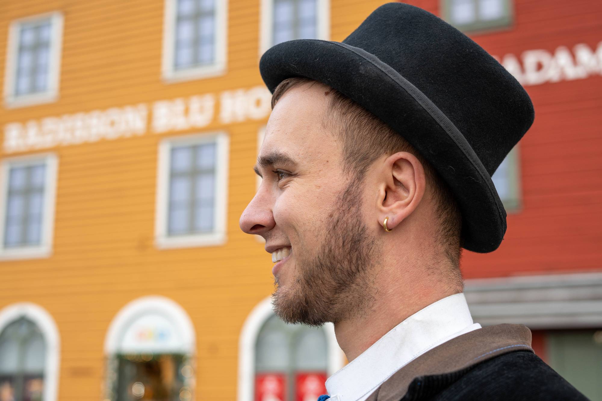 Om alltid å gå med hatt