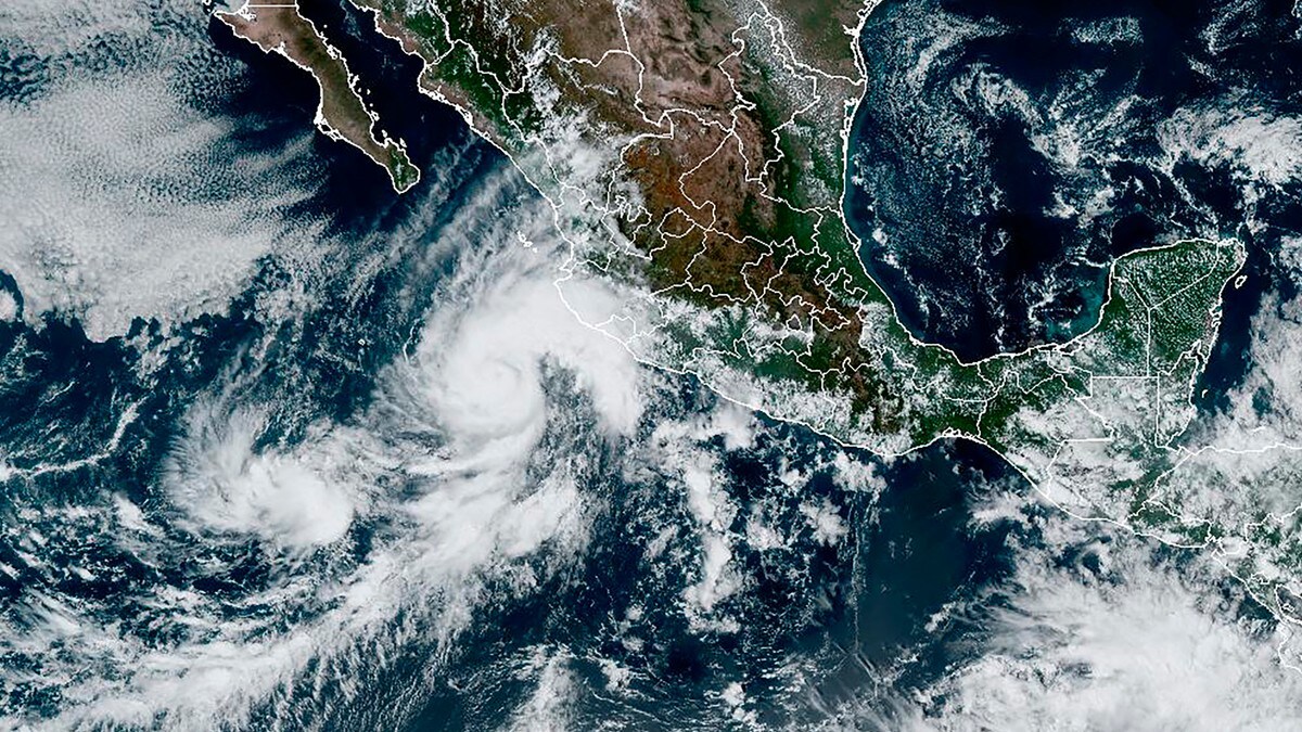 Orkanen «Orlene» øker i styrke – på vei mot Mexico