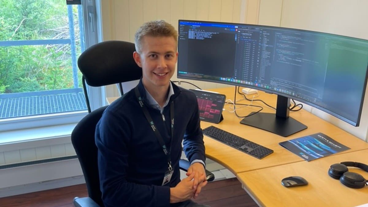 Tidligere student mener at høyere utdanning i Norge ikke holder tritt med KI