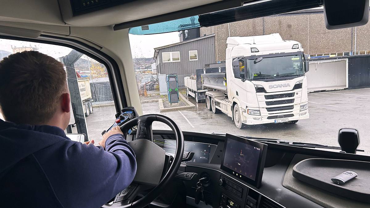 Trafikkskole vil avbestille innkjøp av elektriske busser: – Vi føler oss lurt