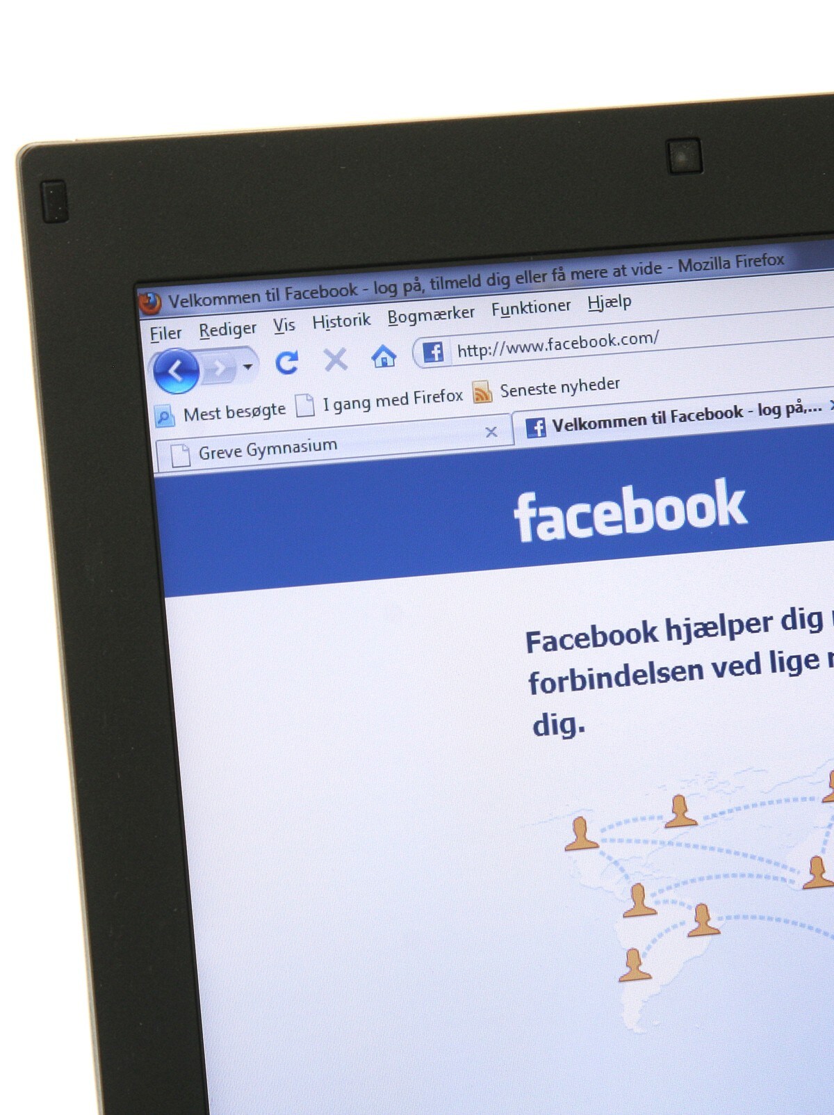 Klager inn Facebook reklame til EU – NRK Kultur og underholdning Ulovlig e post reklame – NRK Kultur og underholdning