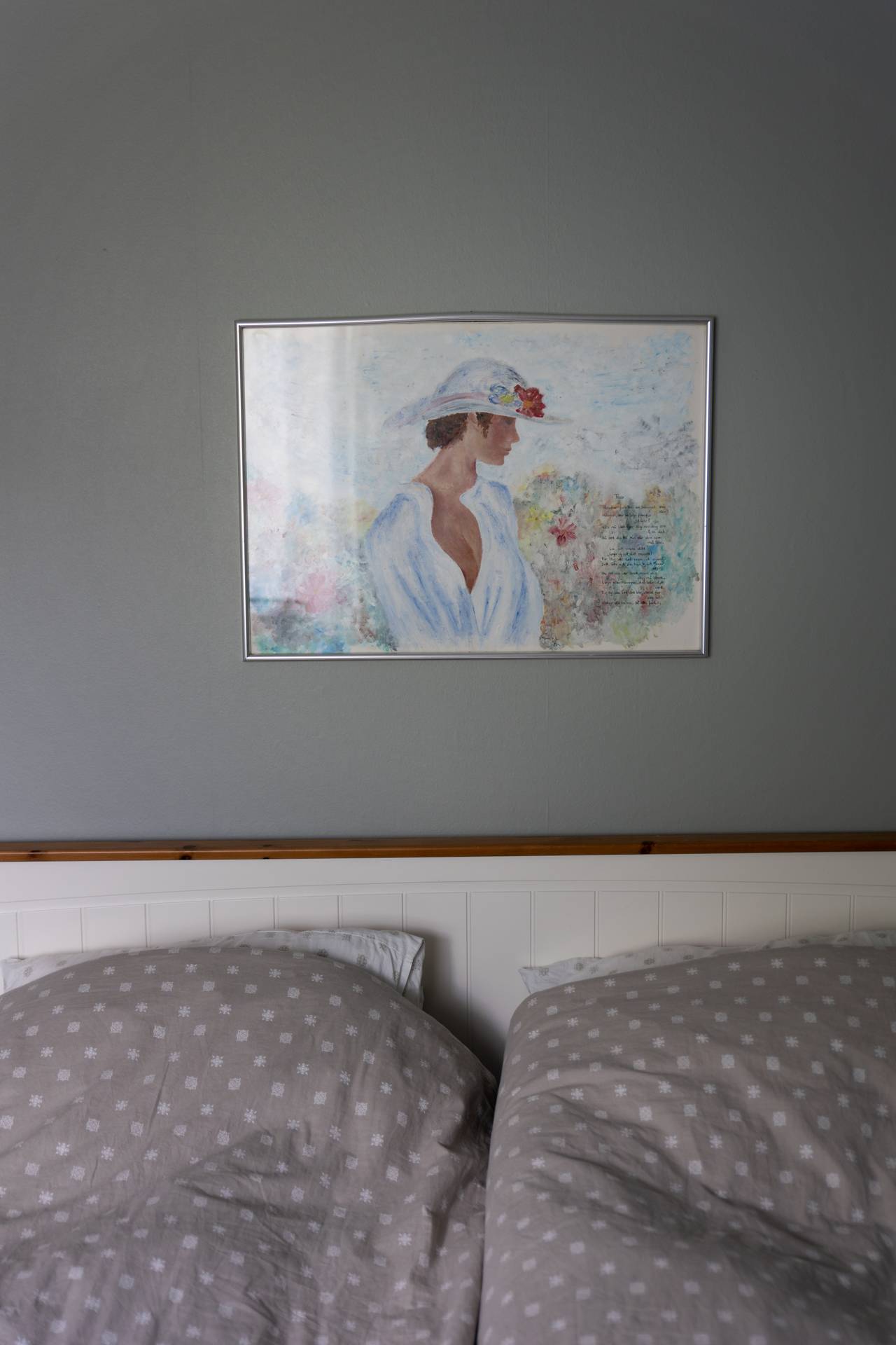 Monica er glad i å male, bildet på soverommet har hun malt selv