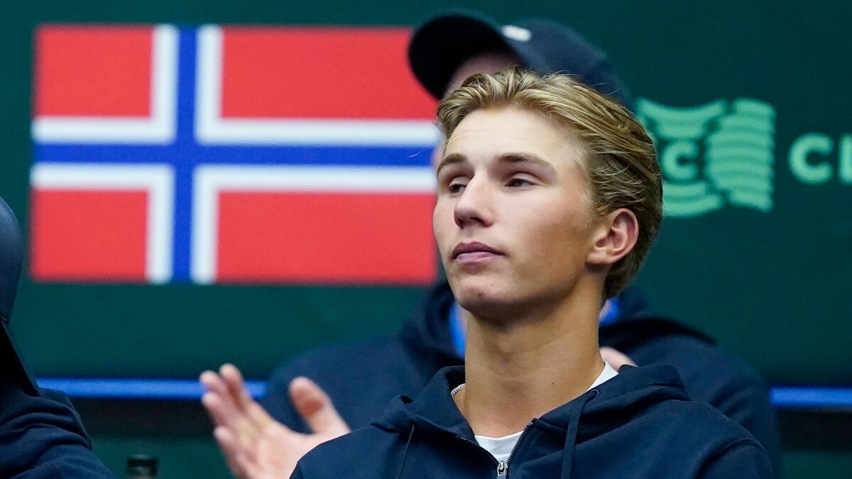 Budkov Kjær rett ut i juniorturneringen i Roland-Garros