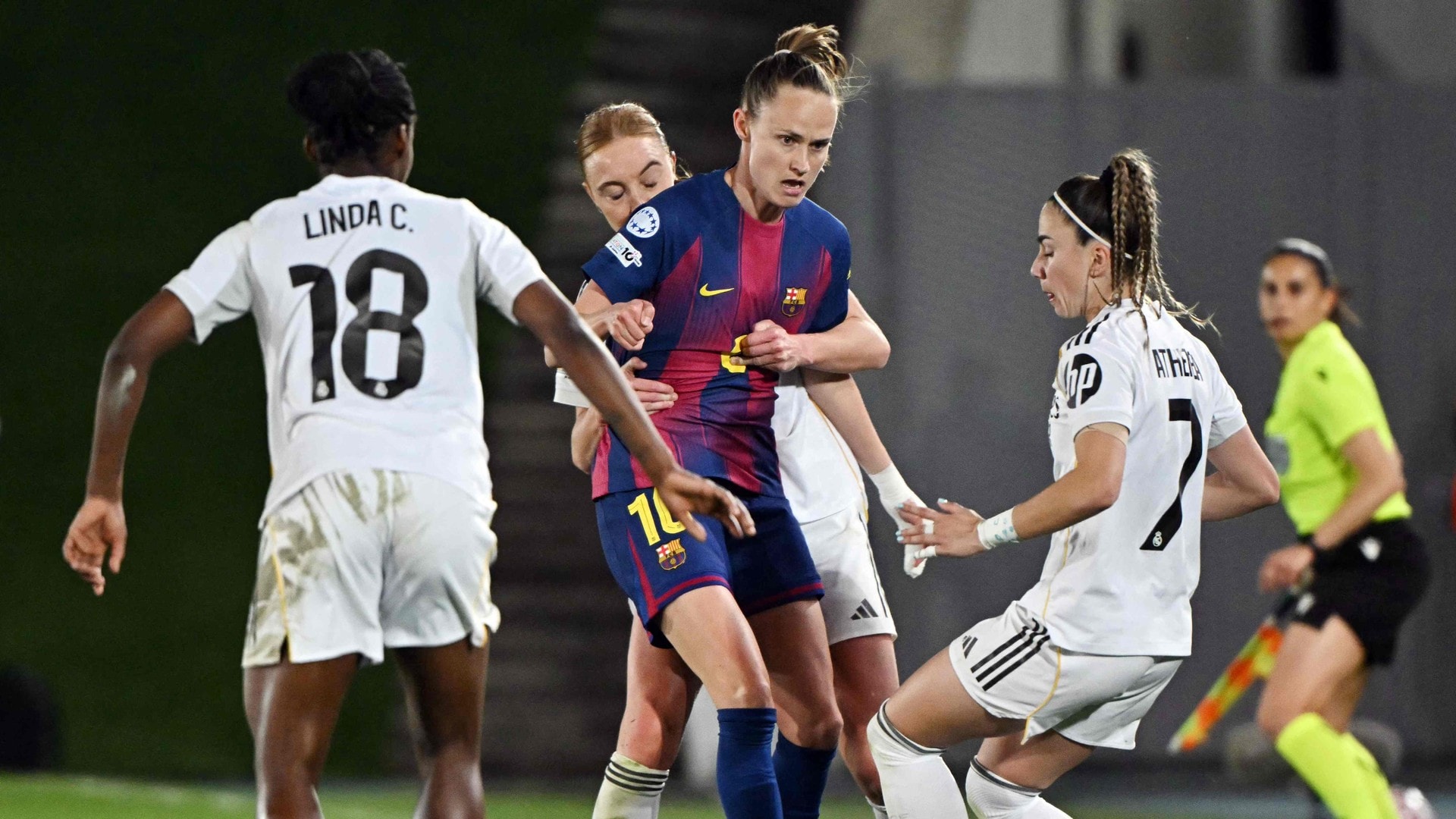 Barcelona og Graham Hansen med storseier i Mesterliga-kvartfinalen