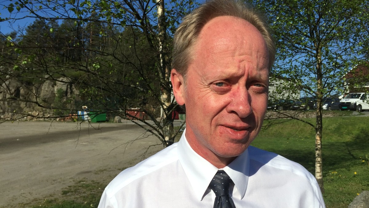 Hardt ut mot kommunedirekt&oslash;ren