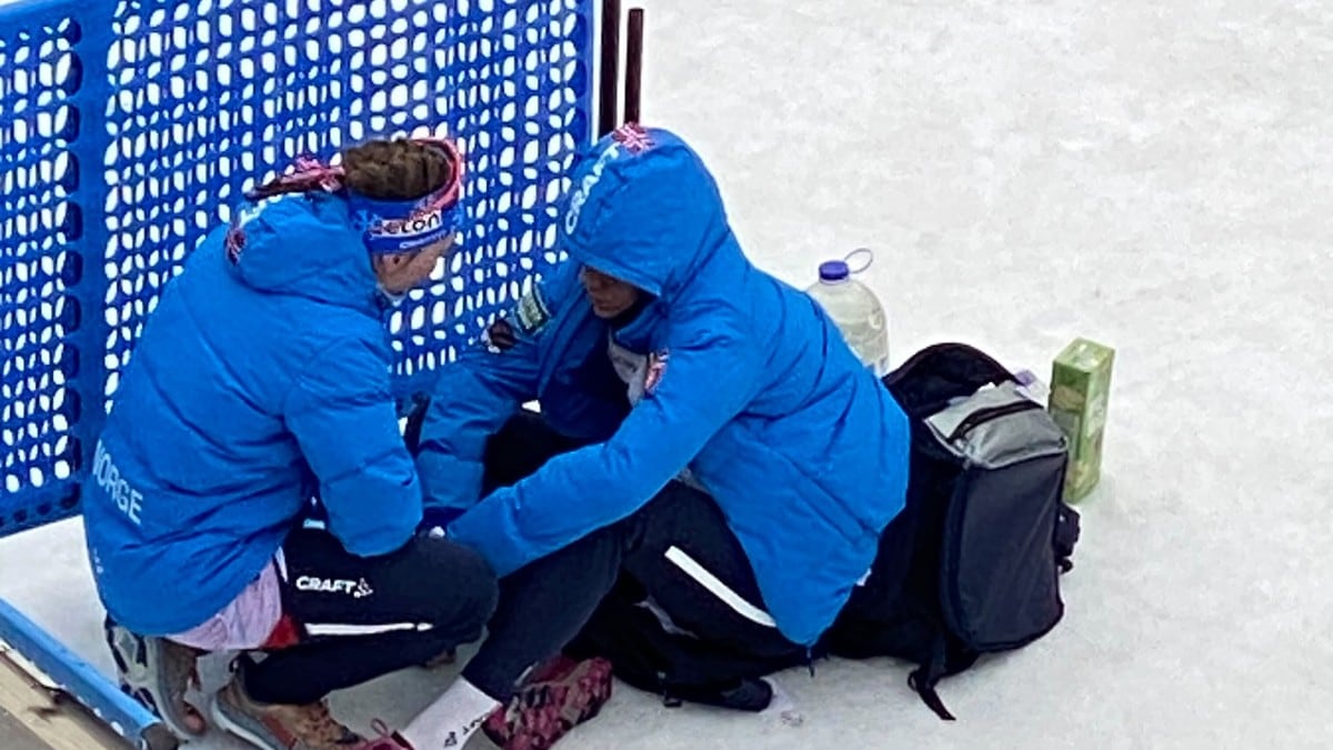 Sønderknust Skistad måtte trøstes: – Vil helst glemme denne dagen