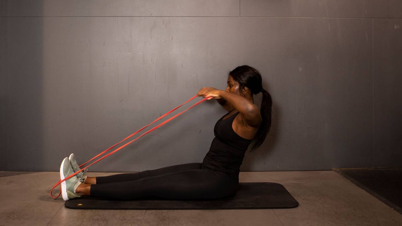 Priscilla L. Kwaa demonstrerer facepull