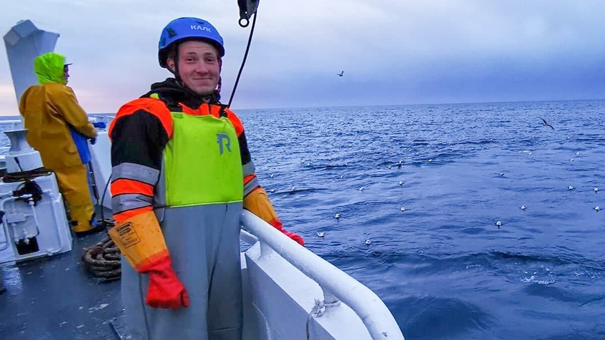 Sander (20) slår et slag for unge fiskere: – Må være jævlig rik for å klare det