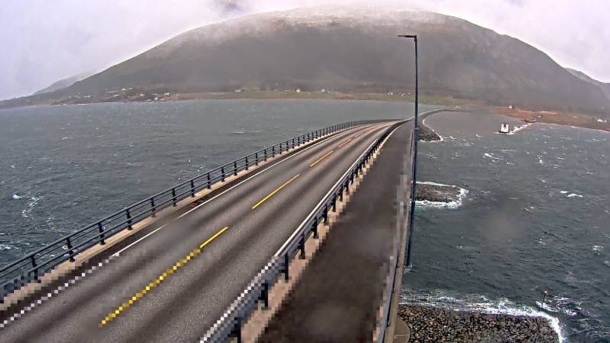 Flere tusen øyboere isolert på Sunnmøre