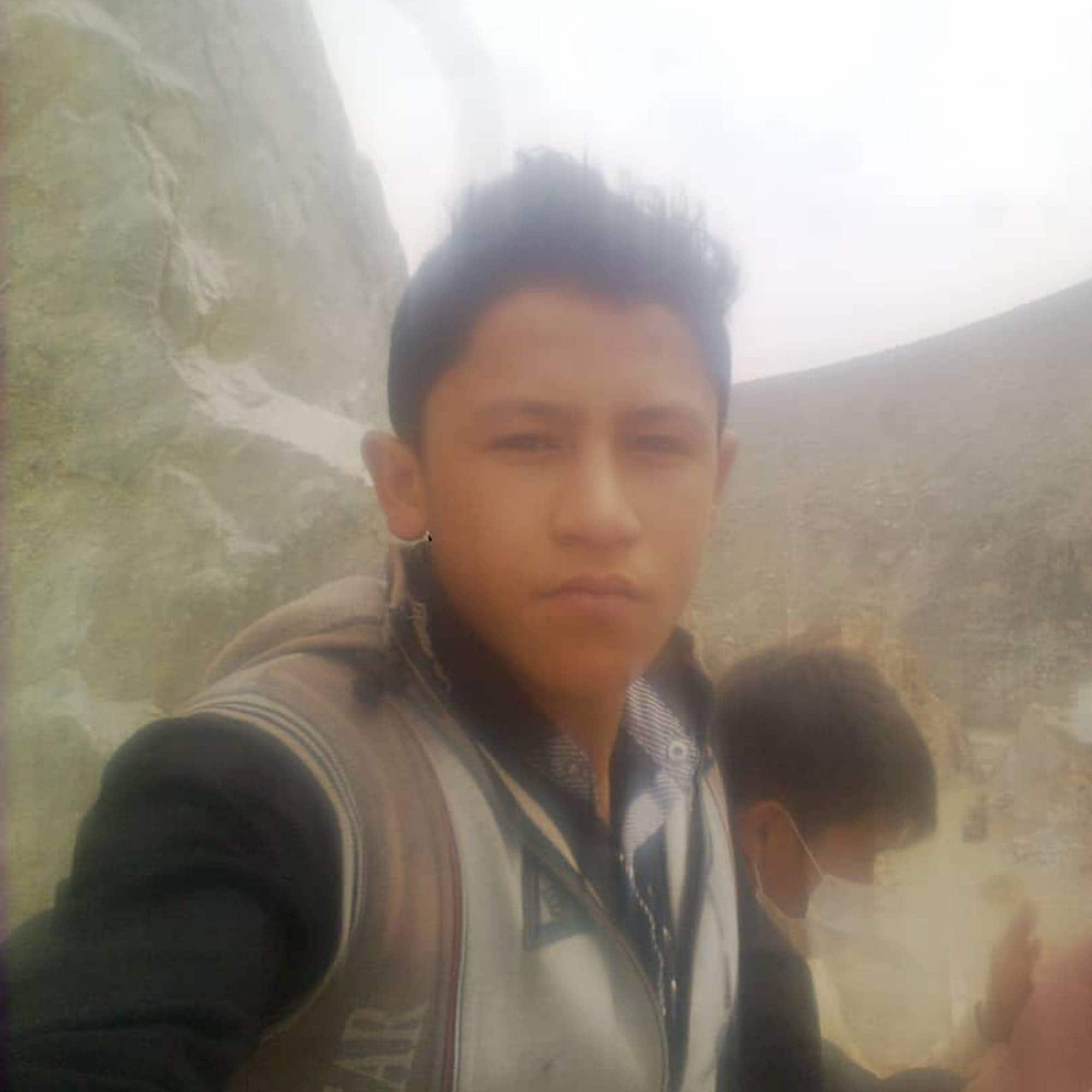 Zayed Kazemi ved eit fjell
