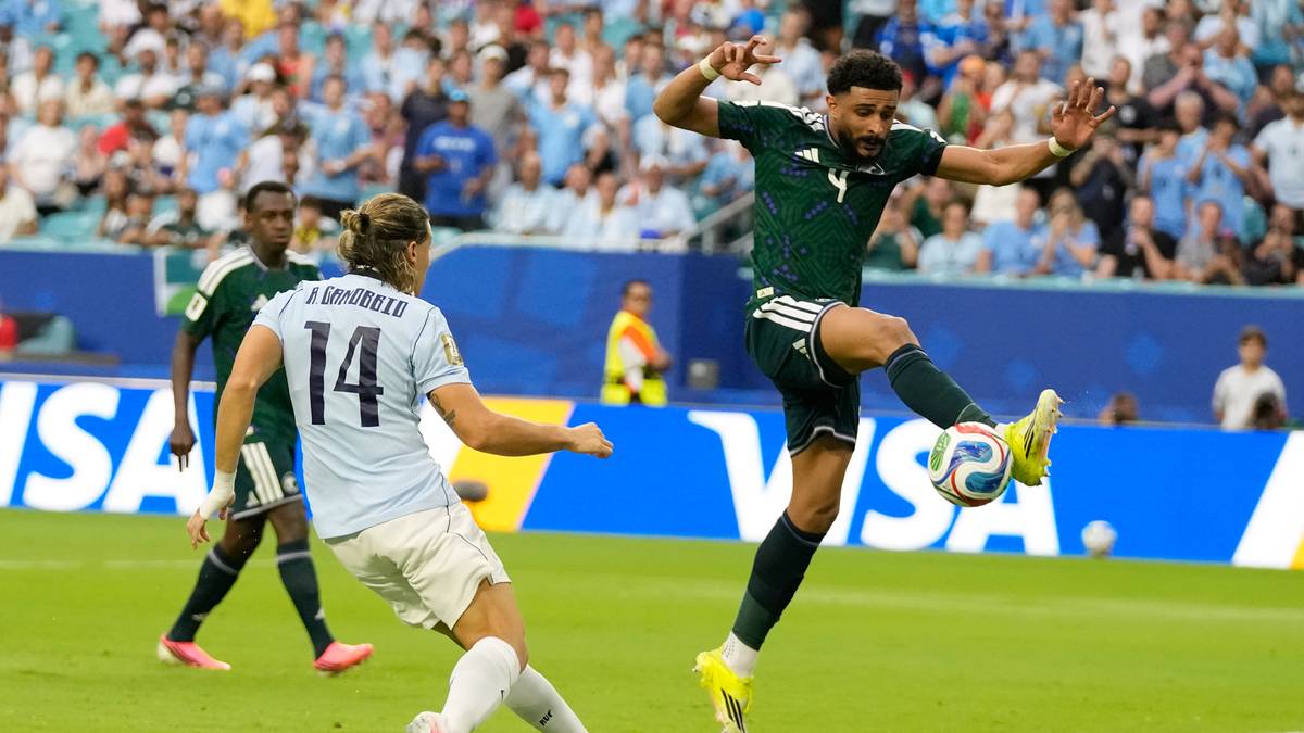 Uruguay reddet poeng etter kalddusj mot Saudi-Arabia