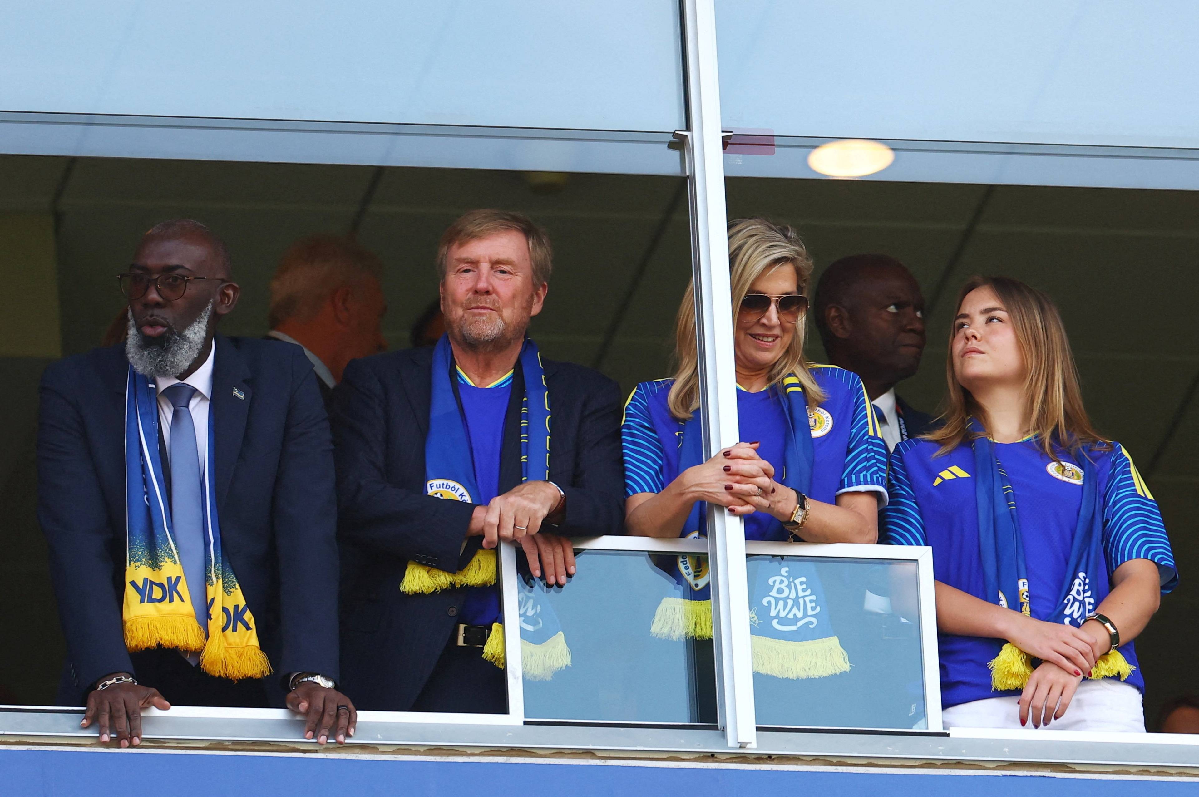 Prime Minister of Curacao Gilmar Simon Pisas, Netherlands King Willem-Alexander, Queen Maxima and Princess Ariane