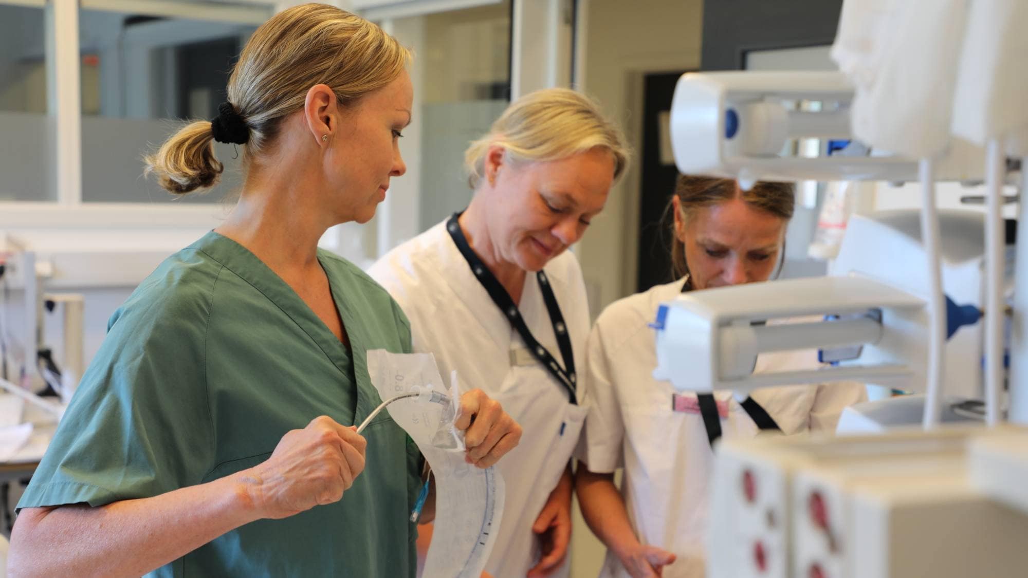 Lege og intensivsykepleiere på intensiven på Sykehuset Østfold