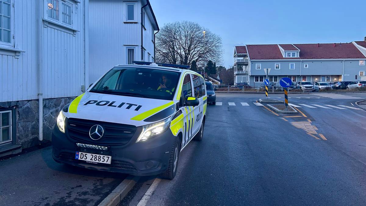 Jente påkjørt i gangfelt - fraktet til akuttmottaket