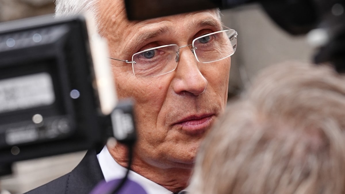 Stoltenberg møter pressen: Støre vil ha skatteforlik
