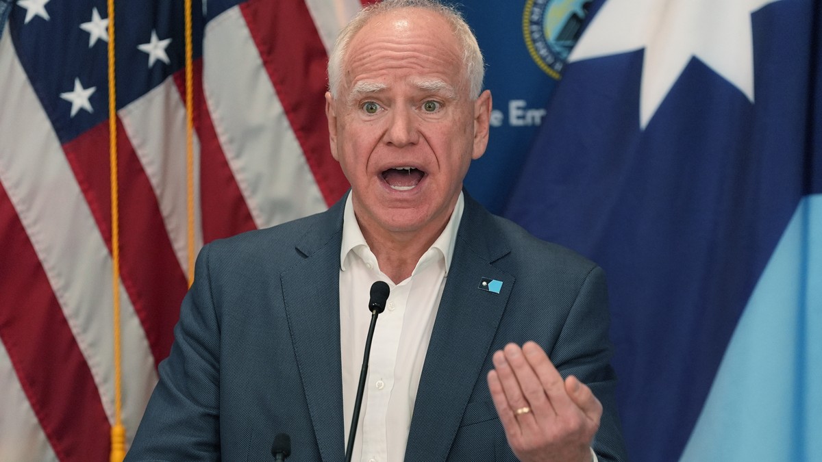 Walz sier Trump vil vurdere å redusere styrken i Minnesota