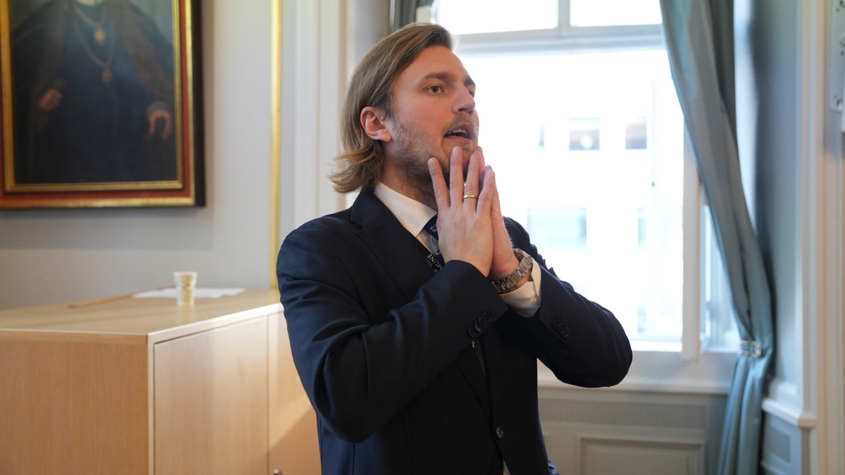 Kommunane forsyner seg grovt av spare­grisen: – Vi må kutte på alle område