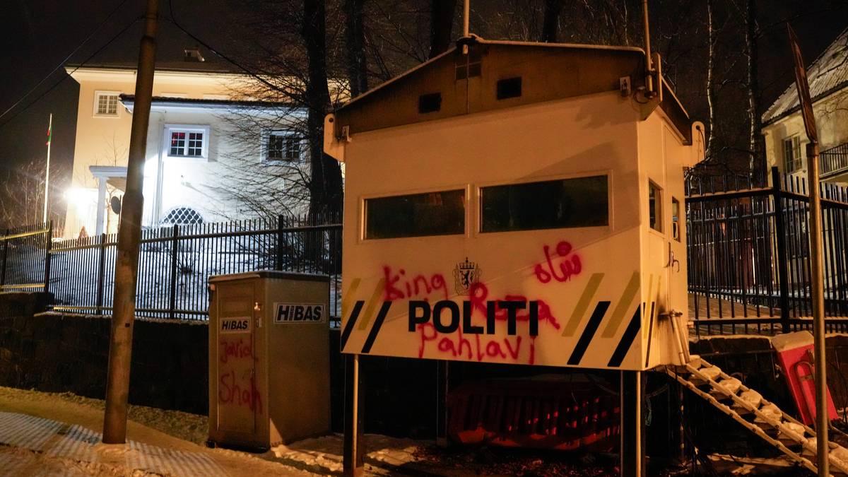 Irans ambassade i Oslo utsatt for hærverk