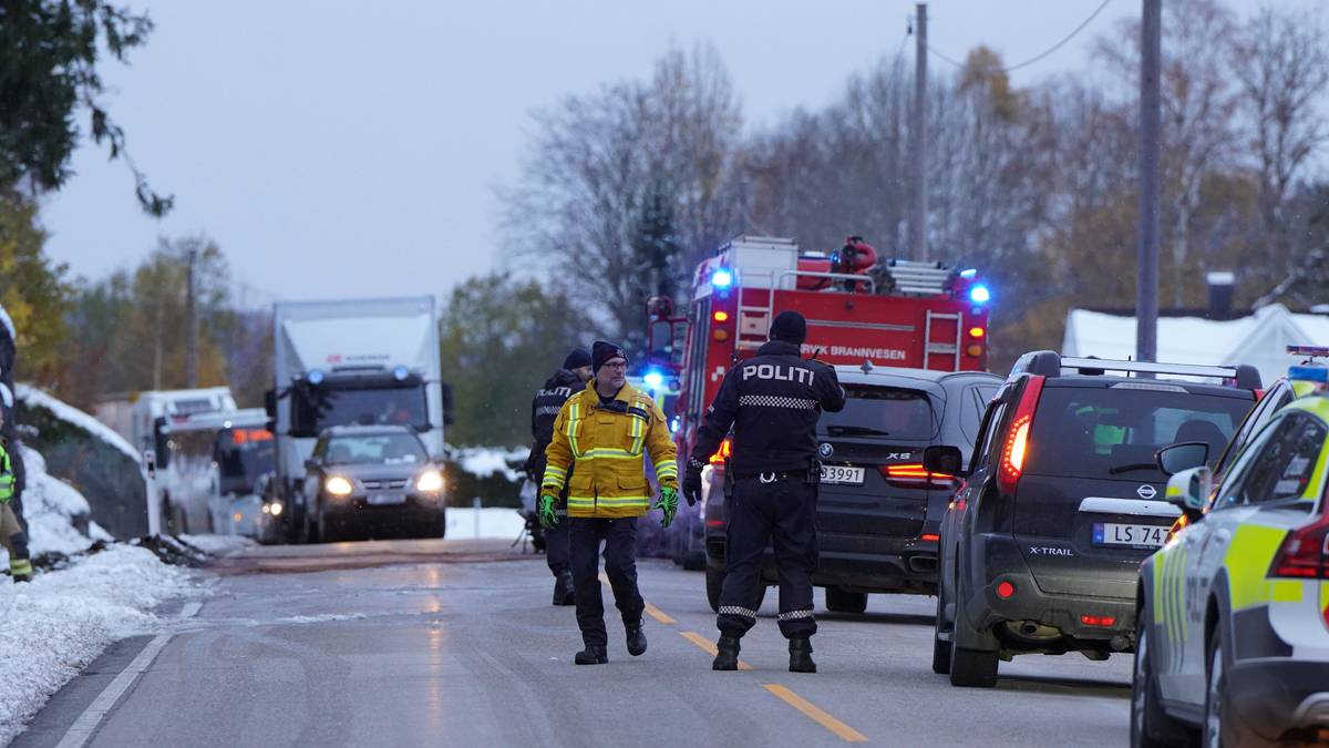 Kjørt I Fjellvegg På Lågendalsveien Nrk Vestfold Og Telemark Lokale Nyheter Tv Og Radio 