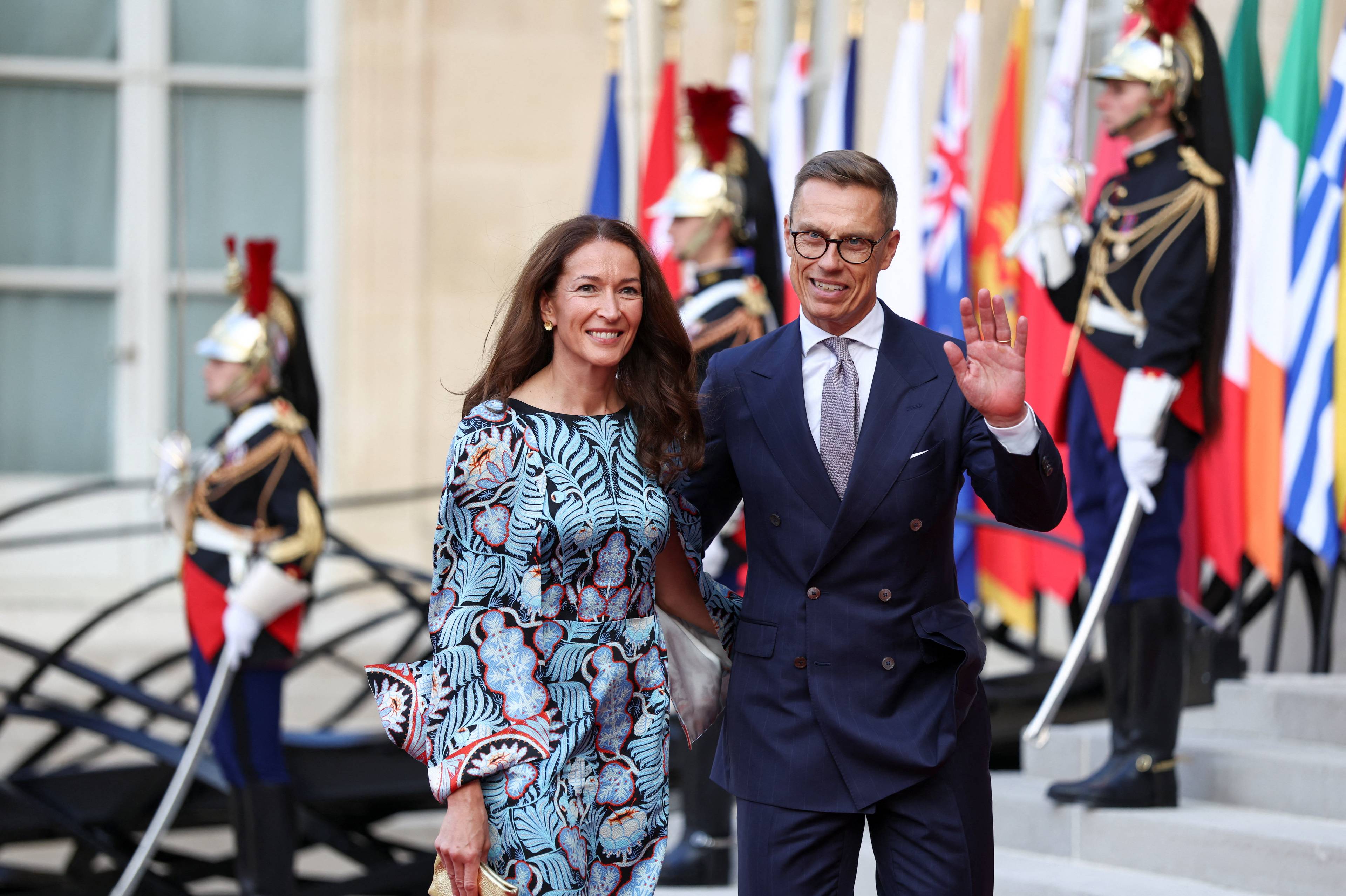Finlands president Alexander Stubb og hans kone Suzanne Innes-Stubb fotografert under et besøk i Paris i juli i år