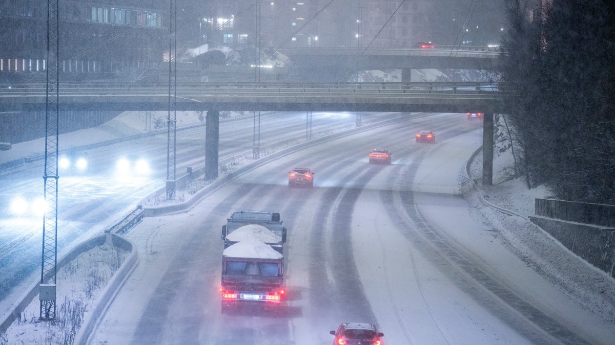 Østlandet våkner til mer snø: – I dag blir det glatt