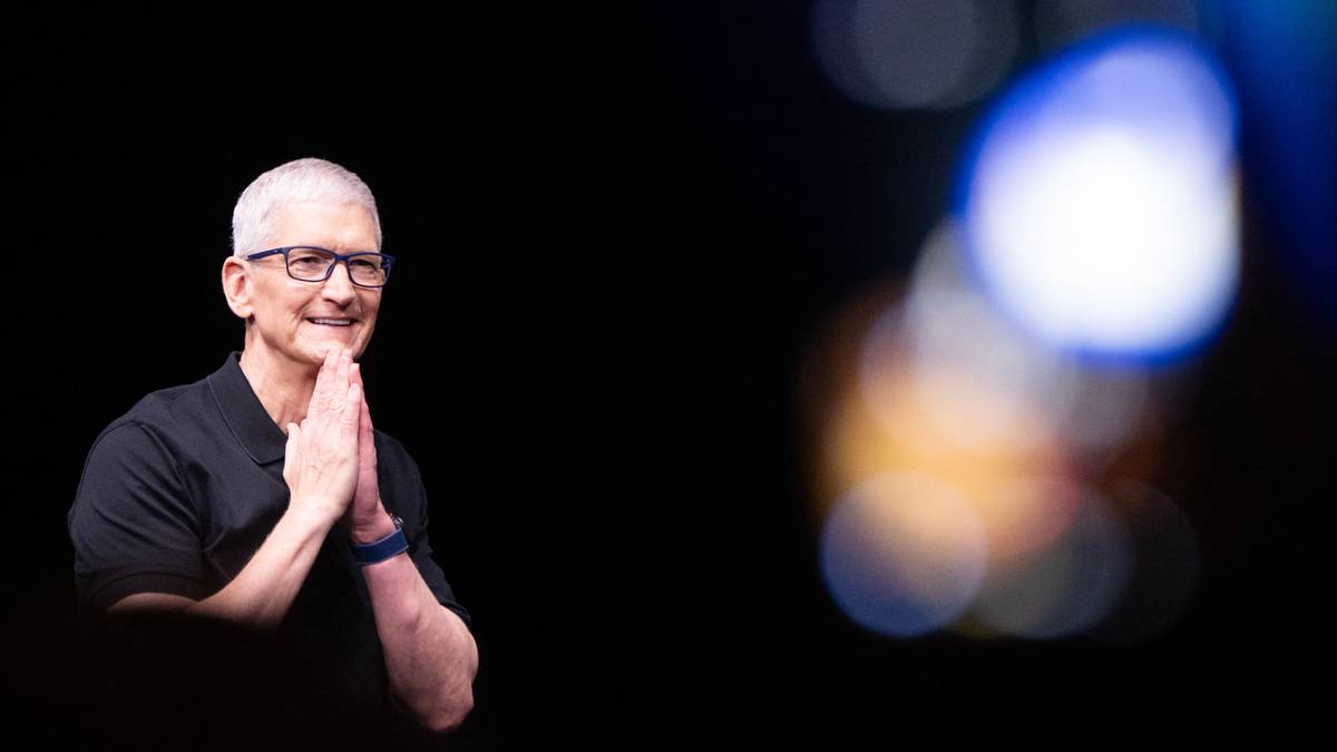 Apple-toppsjef gir seg i september