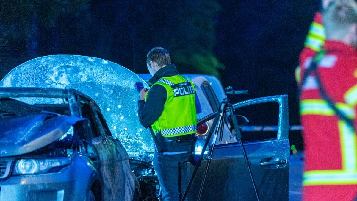 Bilbrann på Haugerud i Oslo – politiet tror brannen er påsatt