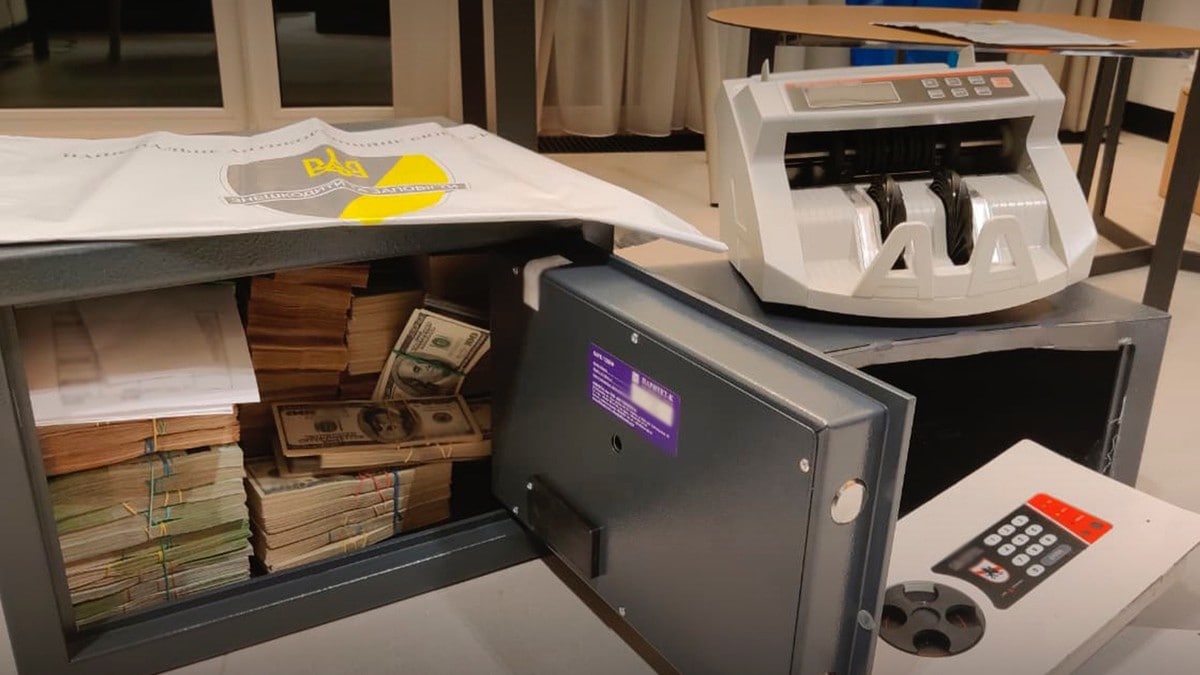 Ukrainas korrupsjonsjegere til Norge: – Vi står midt i en politisk krise