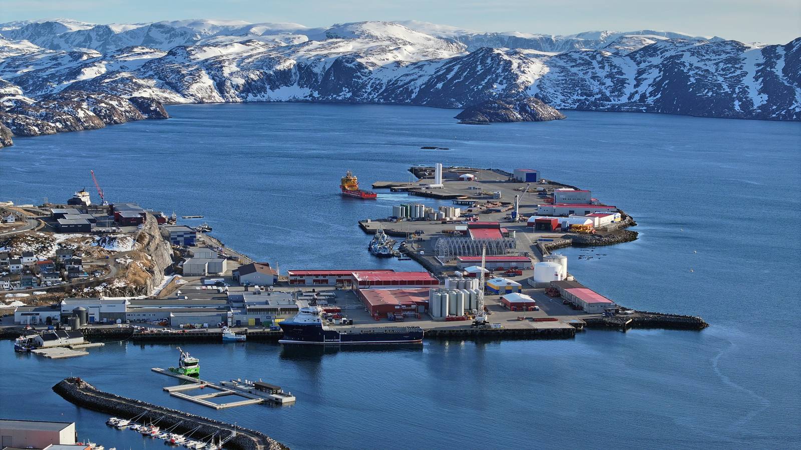 Feil Hammerfest kommune søker etter feil – i mellomtiden må supplybåter ...