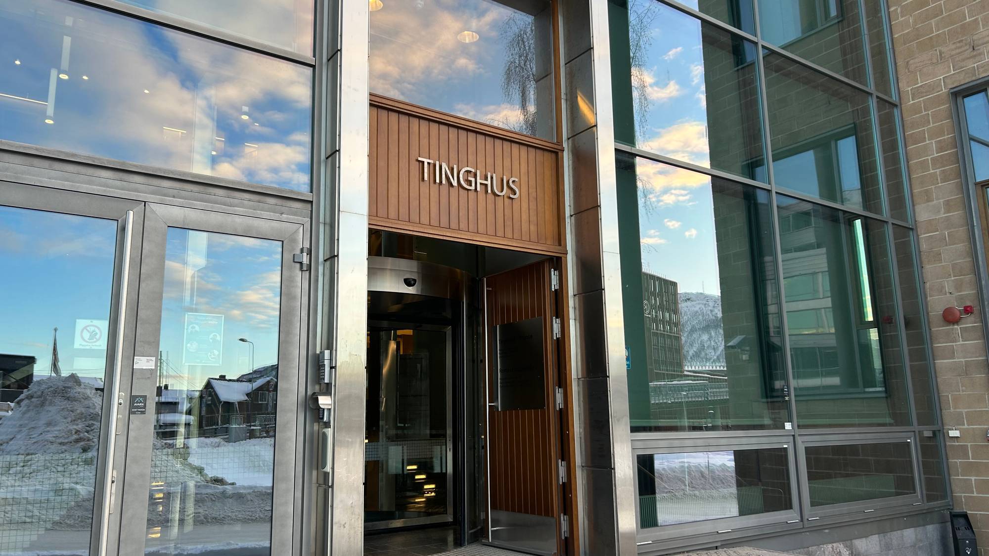 Fasaden til Nord-Troms og Senja Tingrett.