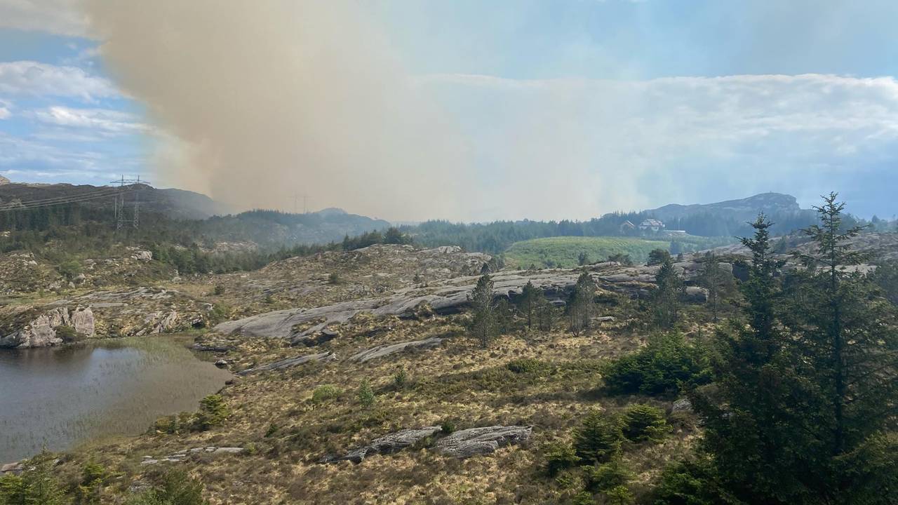 Brannen på Øygarden, tatt mellom Kårtveit og Ågotnes
