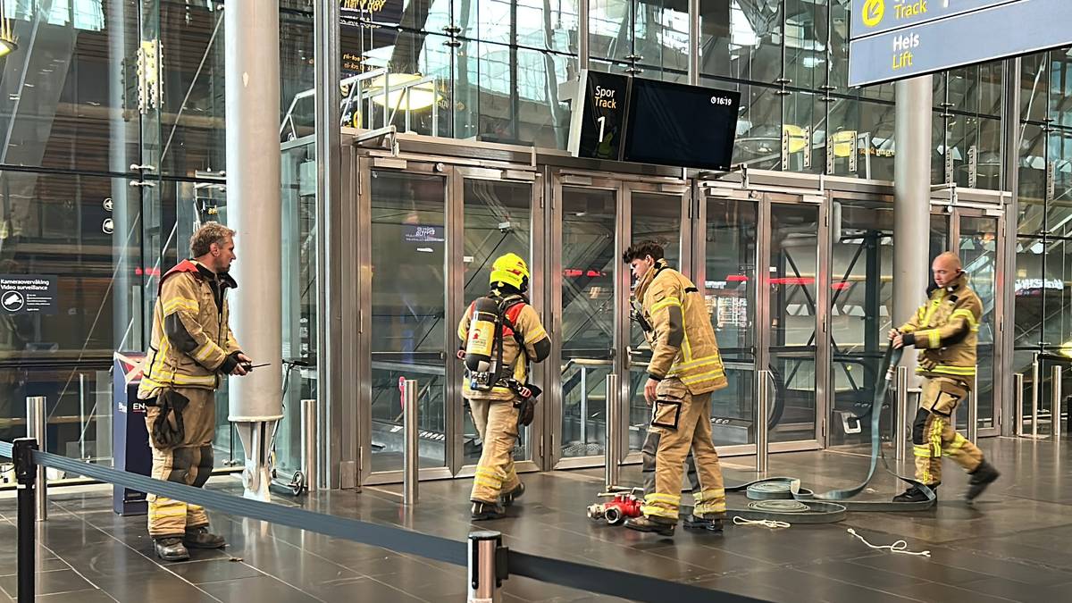 Røykutvikling ved jernbanestasjonen på Oslo lufthavn