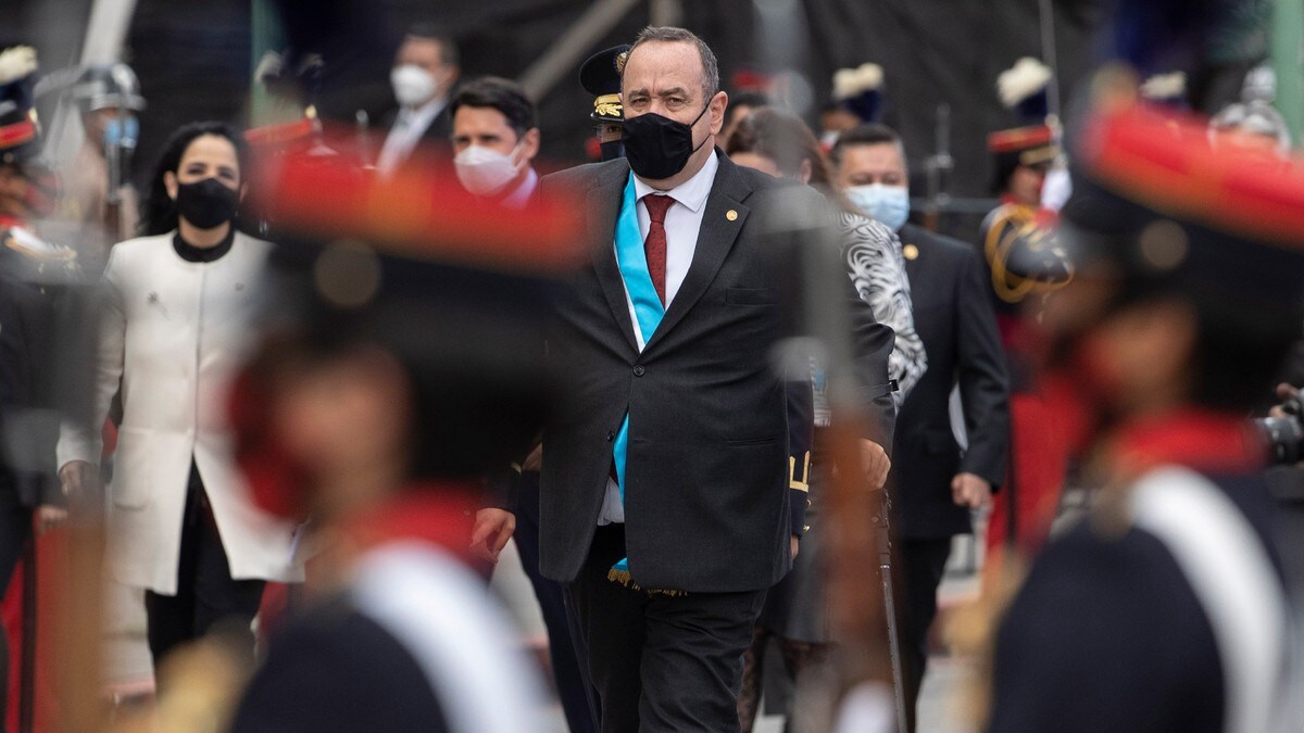 Guatemalas president koronasmittet