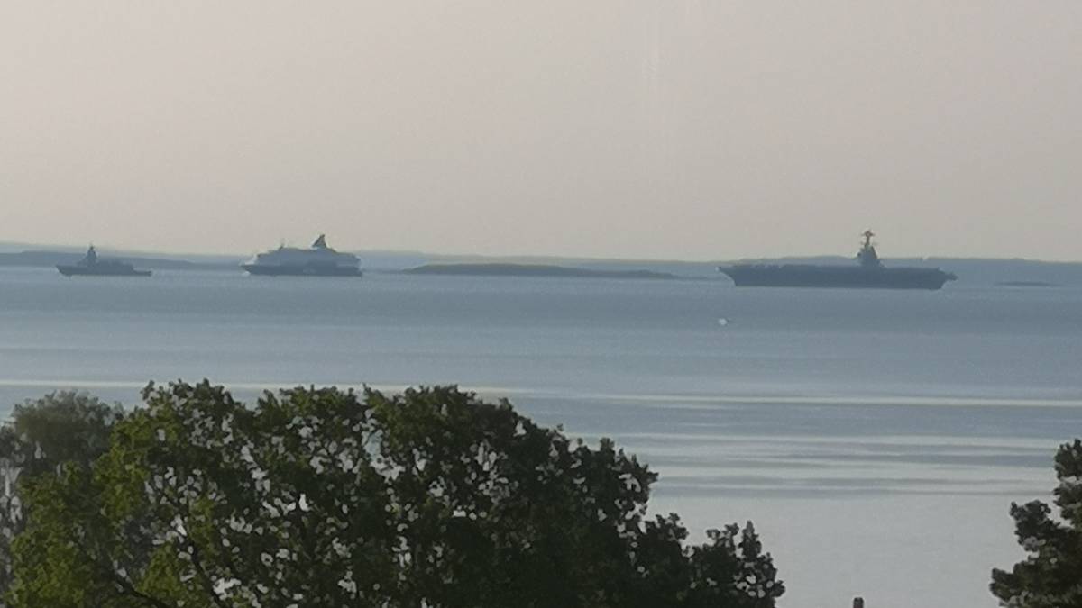 Worlds Largest Warship Uss Gerald R Ford Visits Oslo For The First