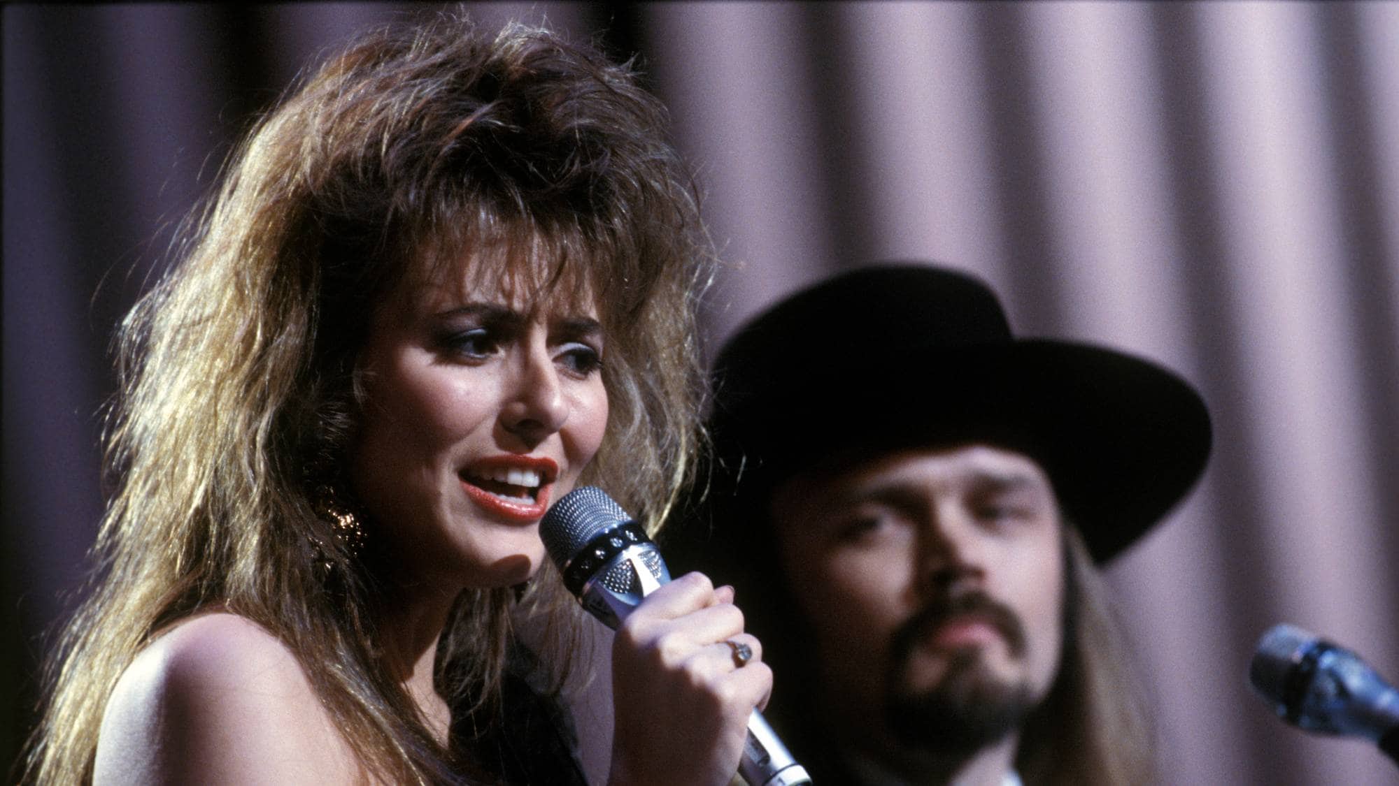 Terje Tysland og Claudia Scott under spellemannprisen for 1986.