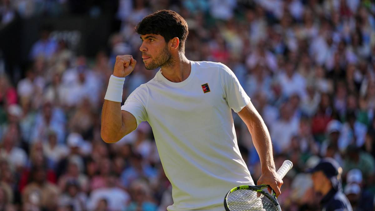 Alcaraz enkelt til semifinale i Wimbledon – verdseinaren måtte slite