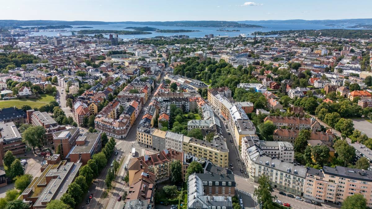 Bustadprisane auka med 0,4 prosent i mars