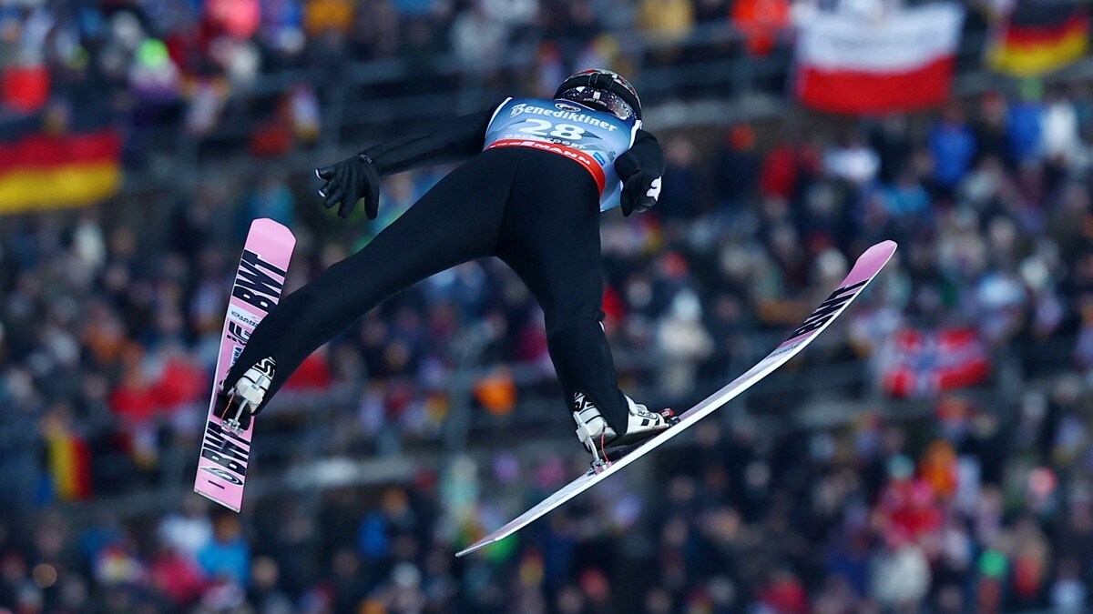 Marius Lindvik med sølv i skiflygings-VM