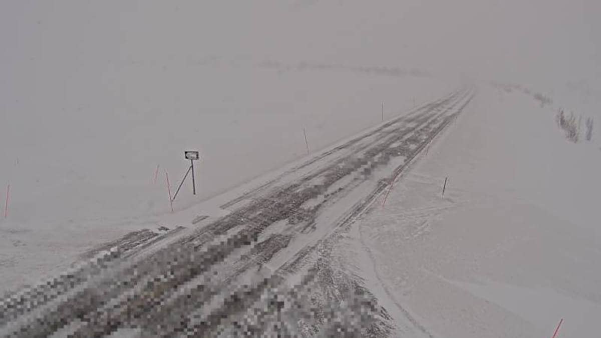 Kraftig snøfokk i Nord-Norge: Fjellovergang stengt
