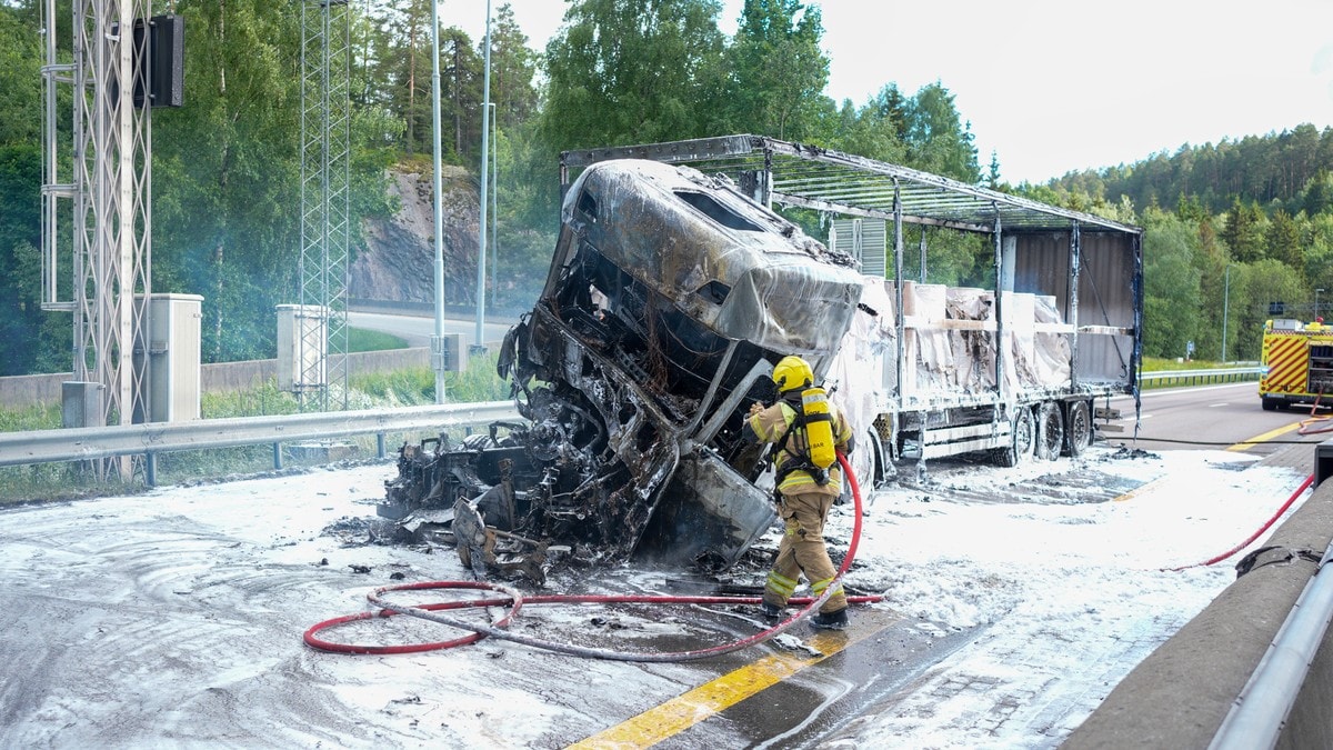 E6 Norbytunellen i retning Oslo stengt etter ulykke