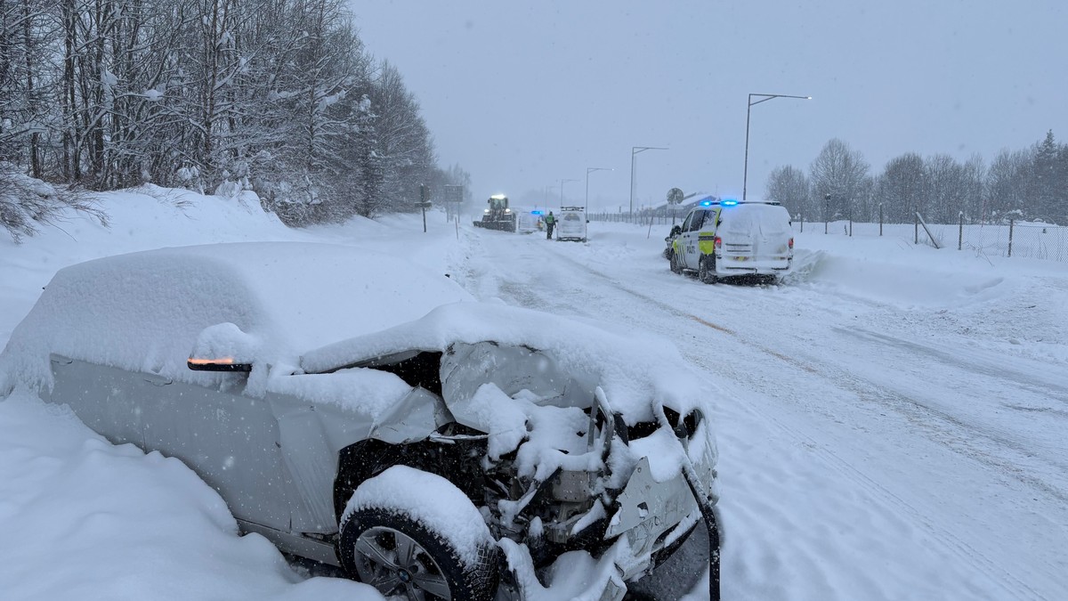 Politiet etter ulykke på E6: – For guds skyld, ta det med ro