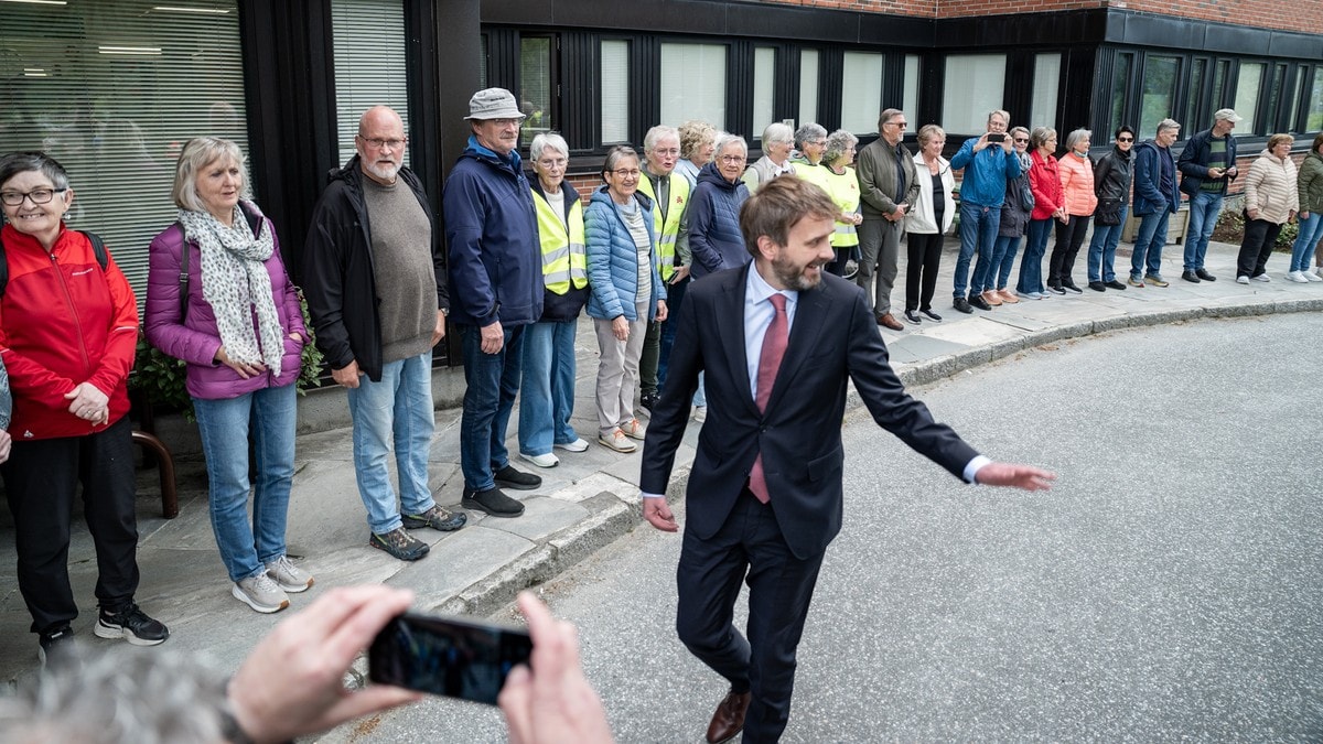 Helseministeren møtte krass kritikk: – Ta ansvar!