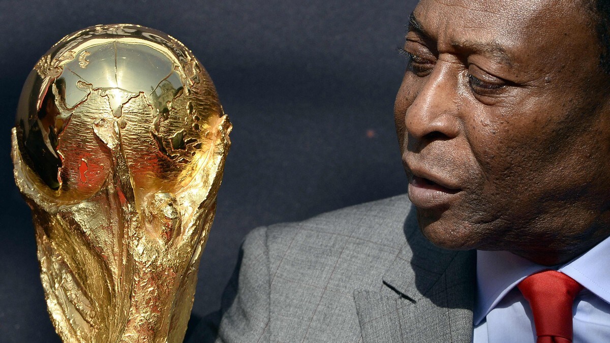 Pelé hylles over hele verden: – Han er en av de aller, aller største