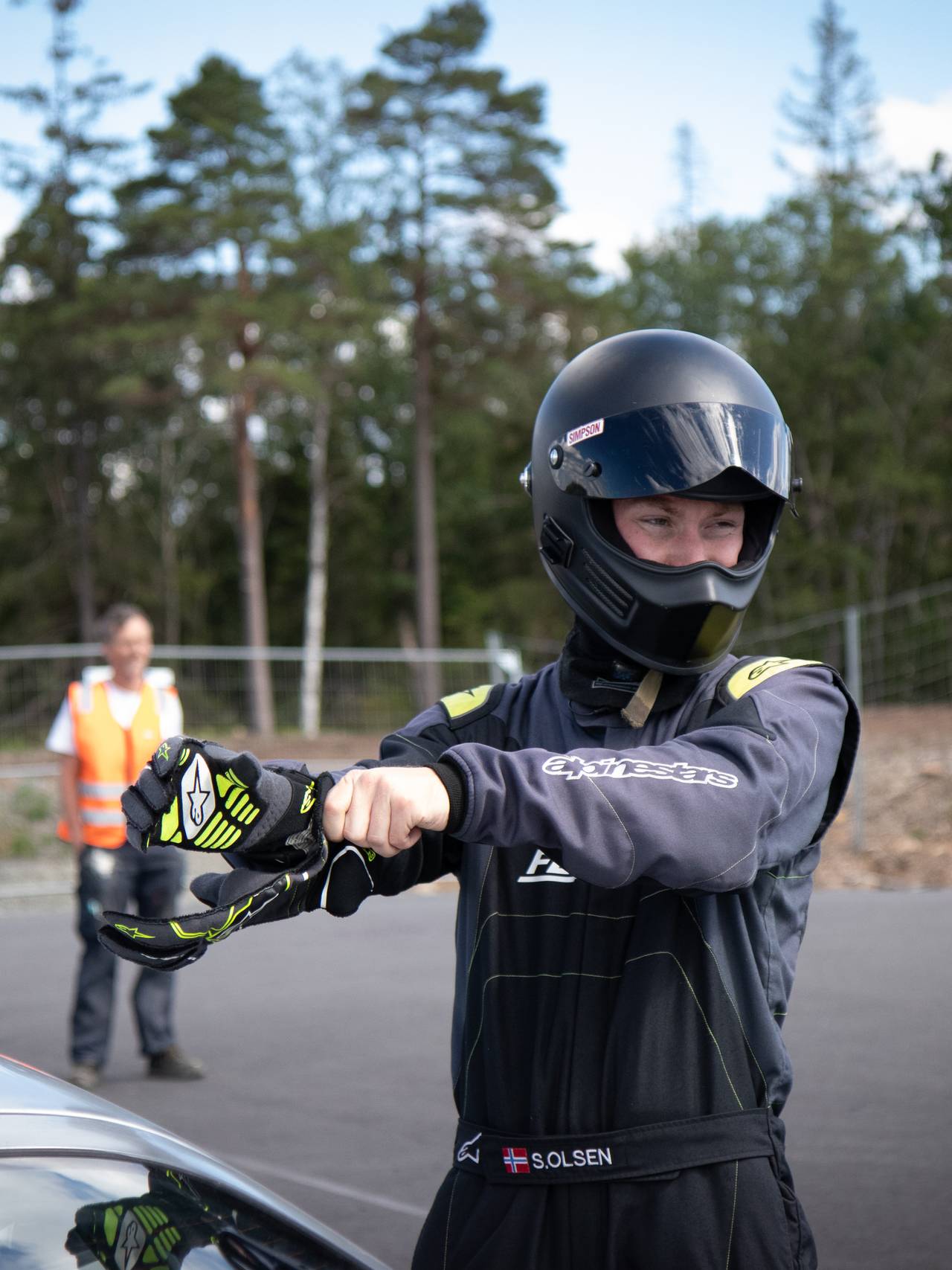 Simen Olsen, sikkerhetsutstyr